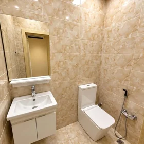 In Baku 105.0 m² apartment is for rent - Image 8