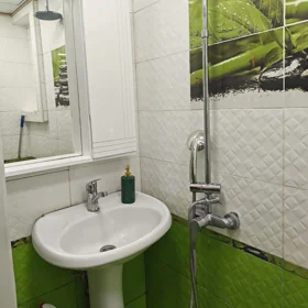 In Baku 70.0 m² apartment is for rent - Image 4