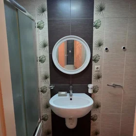 In Baku 240.0 m² apartment is for sale - Image 6