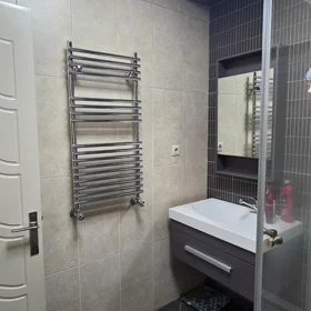 In Baku 240.0 m² apartment is for sale - Image 8