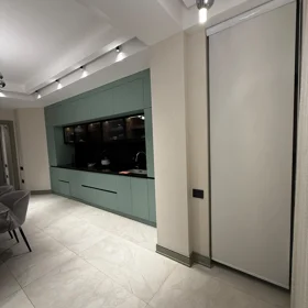 In Baku 145.0 m² apartment is for sale - Image 8