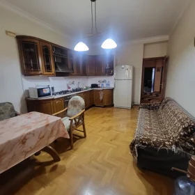In Baku 170.0 m² apartment is for rent - Image 5
