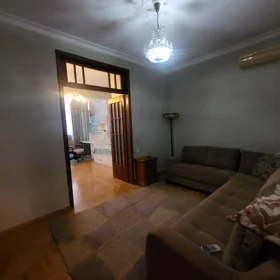 In Baku 170.0 m² apartment is for rent - Image 8