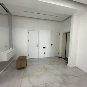In Baku nan m² apartment is for sale - Image 4