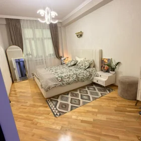 In Baku 93.0 m² apartment is for sale - Image 5