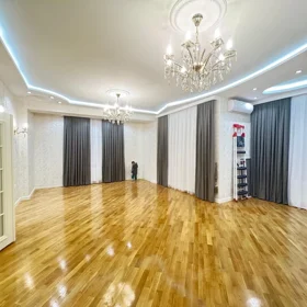 In Baku 156.0 m² apartment is for sale - Image 6