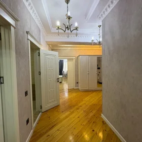 In Baku 120.0 m² apartment is for rent - Image 8