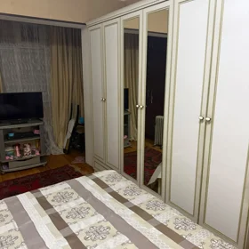 In Baku 80.0 m² apartment is for sale - Image 4