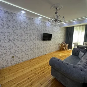 In Baku 70.0 m² apartment is for rent - Image 3