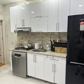 In Baku 70.0 m² apartment is for rent - Image 7