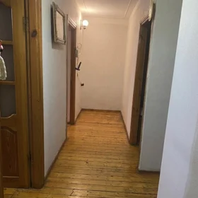 In Baku 70.0 m² apartment is for sale - Image 10