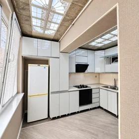 In Baku 85.0 m² apartment is for rent - Image 2