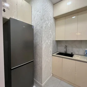 In Baku 80.0 m² apartment is for rent - Image 5
