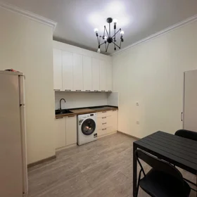 In Baku 70.0 m² apartment is for rent - Image 7