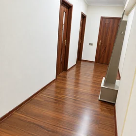 In Baku 129.0 m² apartment is for sale - Image 9