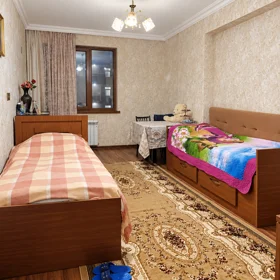 In Baku 129.0 m² apartment is for sale - Image 10
