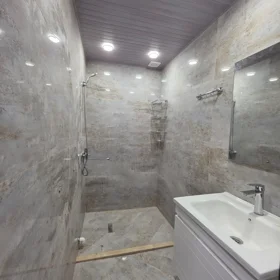 In Baku 65.0 m² apartment is for rent - Image 5