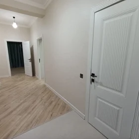 In Baku 80.0 m² apartment is for sale - Image 7