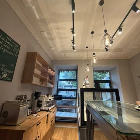 In Səbail rayonu 60.0 m² commercial is for sale - Image 2