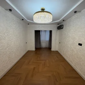 In Baku 110.0 m² apartment is for sale - Image 3