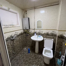 In Baku 60.0 m² apartment is for rent - Image 6
