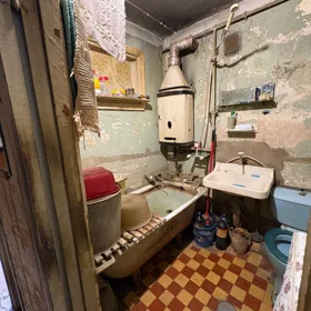 In Baku 45.0 m² apartment is for sale - Image 10