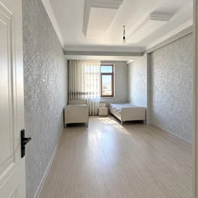In Baku 956.0 m² apartment is for rent - Image 4