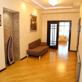 In Xətai rayonu 270.0 m² apartment is for rent - Image 9