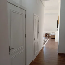 In Baku 60.0 m² apartment is for rent - Image 8