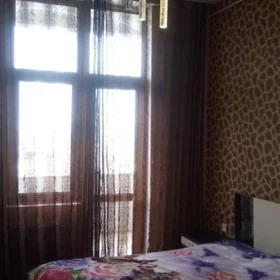 In Baku 70.0 m² apartment is for sale - Image 8