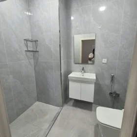 In Baku 70.0 m² apartment is for rent - Image 6