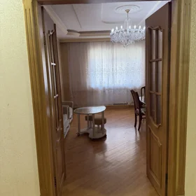 In Baku 170.0 m² apartment is for rent - Image 4