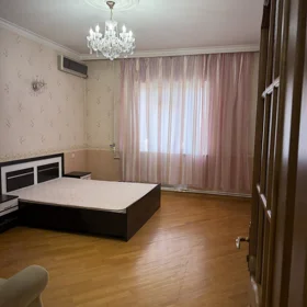 In Baku 170.0 m² apartment is for rent - Image 9