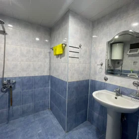 In Baku 65.0 m² office is for rent - Image 2