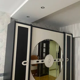 In Baku 140.0 m² apartment is for rent - Image 2