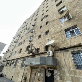 In Baku 88.0 m² apartment is for sale - Image 2