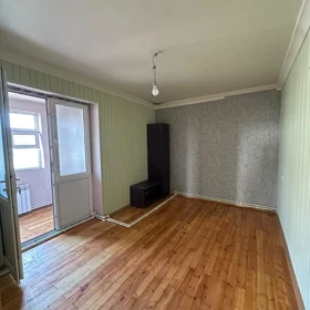 In Baku 68.0 m² apartment is for sale - Image 8