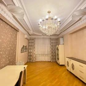 In Baku 180.0 m² apartment is for rent - Image 8