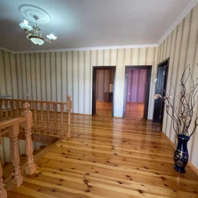 In nan 210.0 m² house with 4.0 rooms is for sale - Image 4