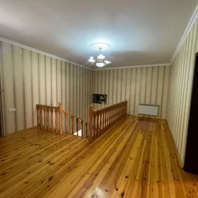 In nan 210.0 m² house with 4.0 rooms is for sale - Image 5