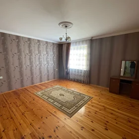 In nan 210.0 m² house with 4.0 rooms is for sale - Image 8