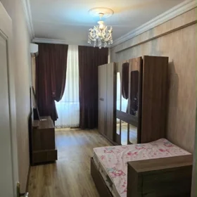 In Khirdalan 80.0 m² apartment is for rent - Image 8