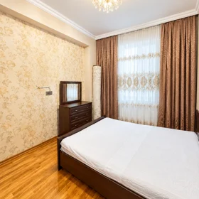 In Baku 60.0 m² apartment is for rent - Image 3