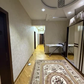 In Baku 135.0 m² apartment is for rent - Image 4