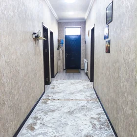 In Baku 150.0 m² house with 4.0 rooms is for sale - Image 3