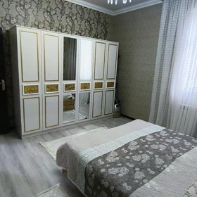 In Baku 150.0 m² house with 4.0 rooms is for sale - Image 4