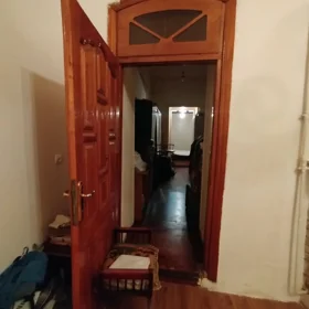 In Baku 80.0 m² apartment is for sale - Image 2