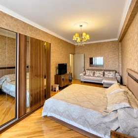 In Baku 96.0 m² apartment is for sale - Image 7