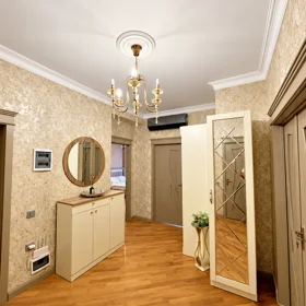 In Baku 96.0 m² apartment is for sale - Image 10