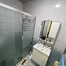 In Baku 80.0 m² apartment is for sale - Image 4